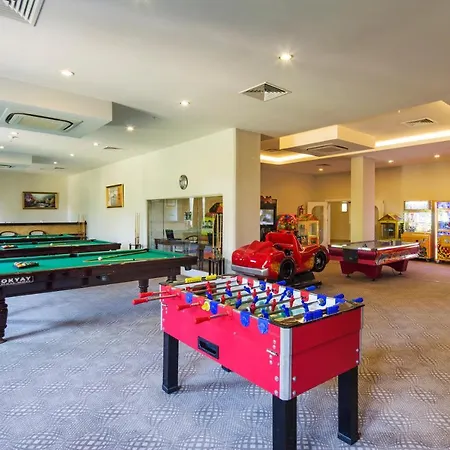 Crystal Tat Golf & 5* Белек
