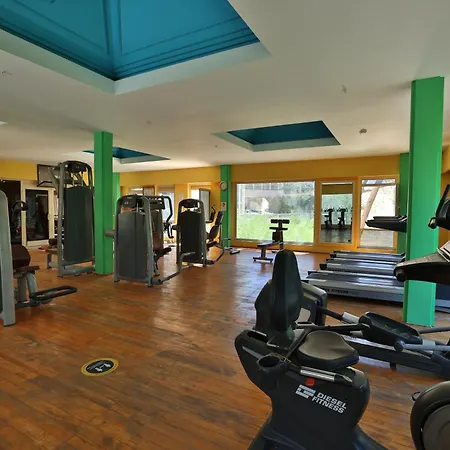 Курортный комплекс Crystal Tat Golf & 5*